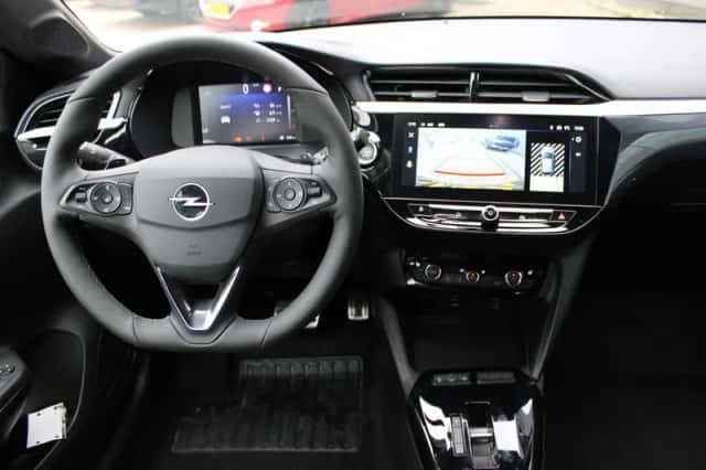 Opel Corsa (2025) thumbnail 3