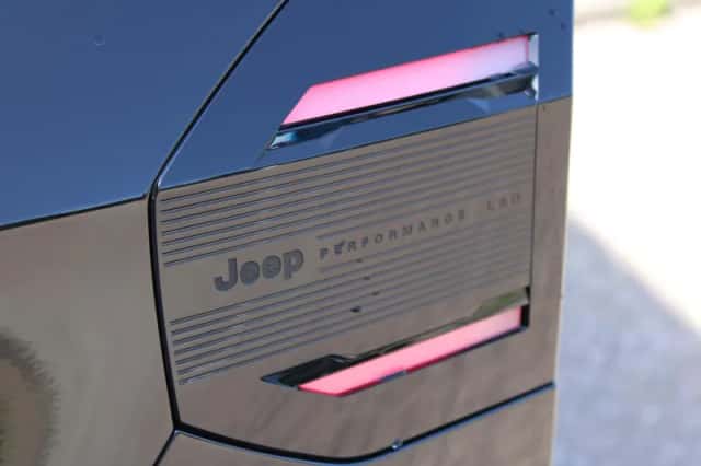 Jeep Compass (2026) thumbnail 15