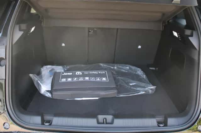 Jeep Compass (2026) thumbnail 16