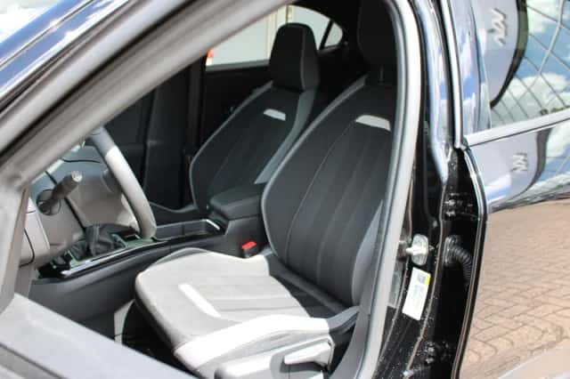Opel Mokka (2025) thumbnail 5