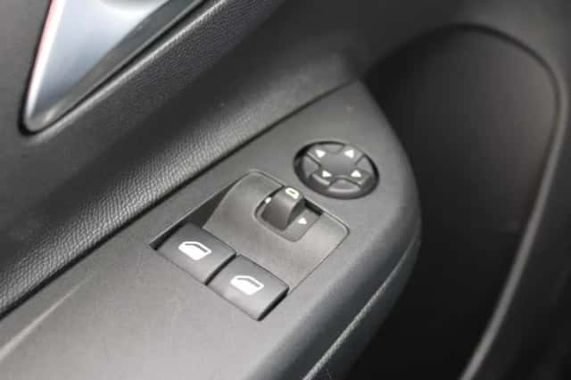 Opel Corsa (2022) thumbnail 14