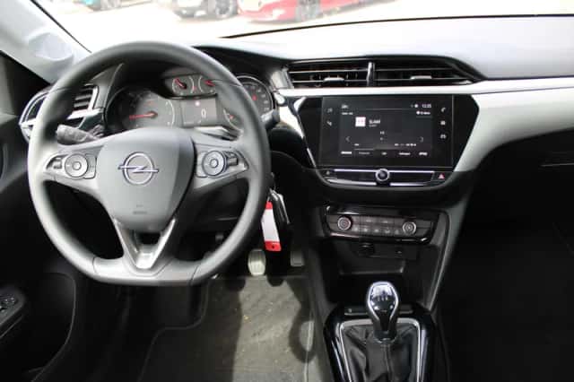Opel Corsa (2022) thumbnail 3