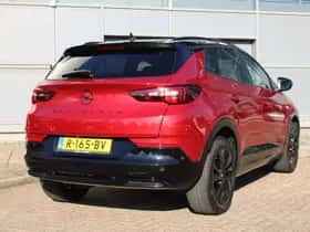 Opel Grandland (2022) thumbnail 2