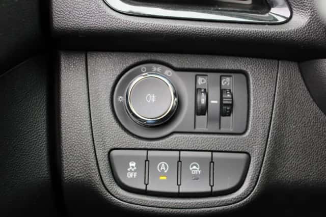 Opel Karl (2019) thumbnail 16