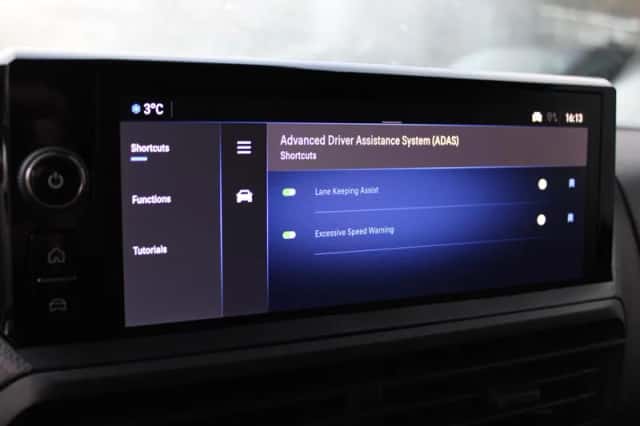 Opel Vivaro-e (2025) thumbnail 11
