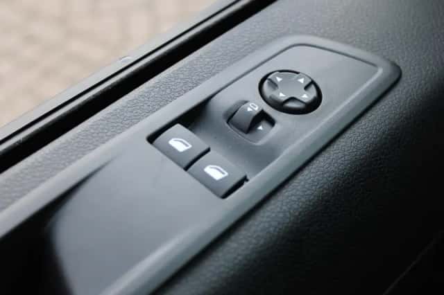 Opel Vivaro-e (2025) thumbnail 21