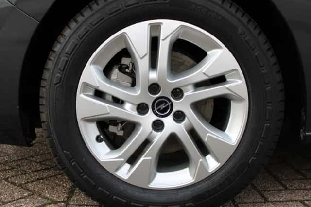 Opel Vivaro-e (2025) thumbnail 4