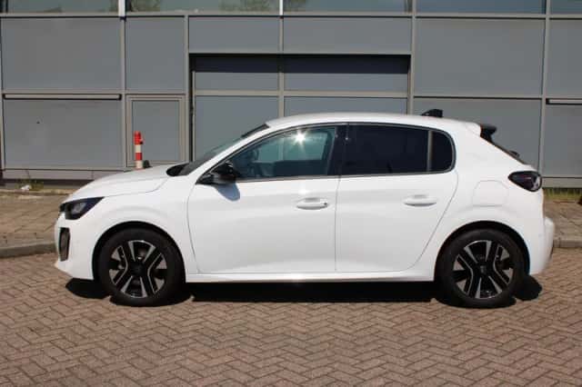 Peugeot 208 (2025) thumbnail 26