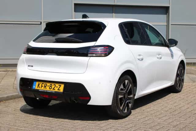 Peugeot 208 (2025) thumbnail 2