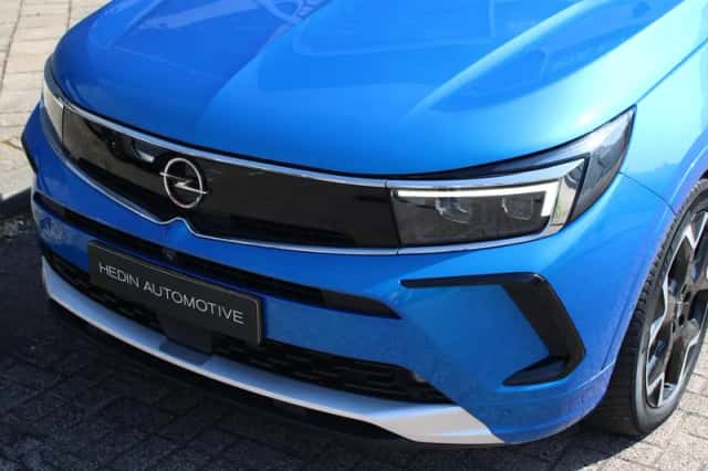 Opel Grandland (2023) thumbnail 13