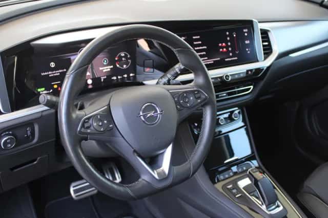 Opel Grandland (2023) thumbnail 3
