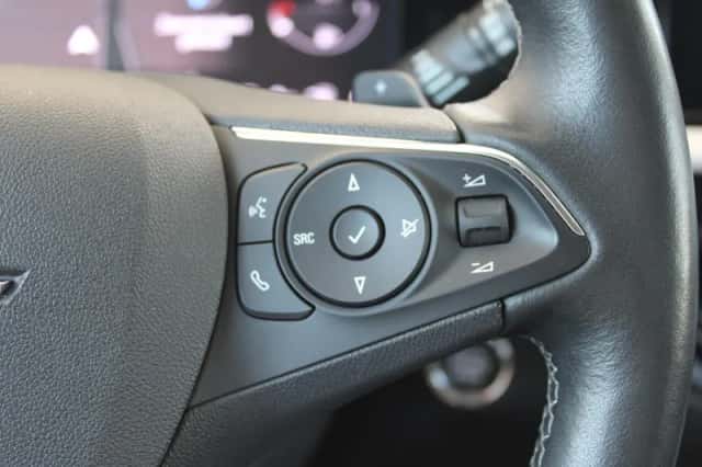 Opel Grandland (2023) thumbnail 23