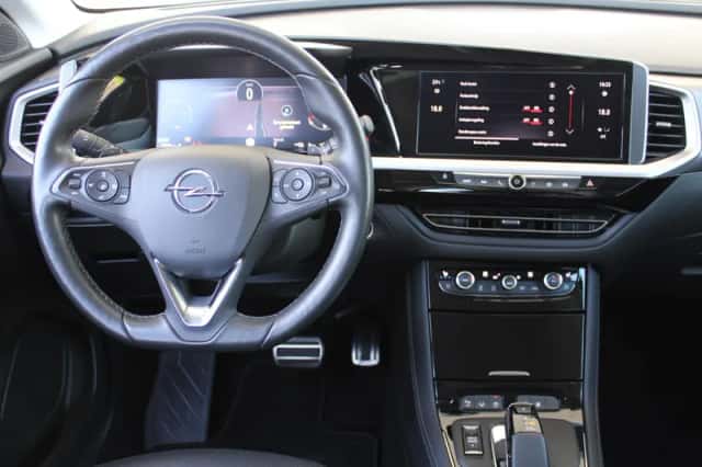 Opel Grandland (2023) thumbnail 10