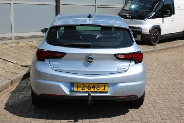 Opel Astra (2016) thumbnail 27
