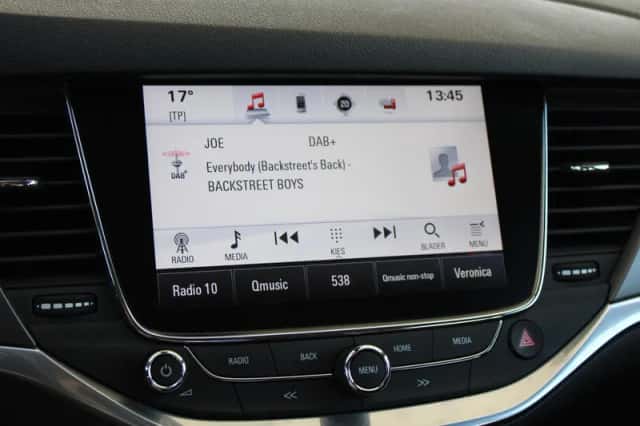 Opel Astra (2016) thumbnail 9