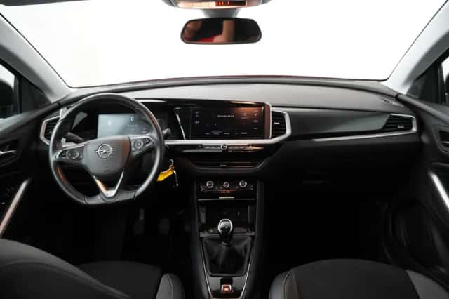 Opel Grandland (2022) thumbnail 4
