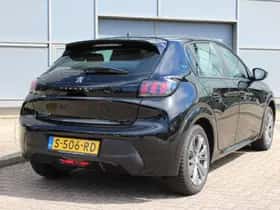 Peugeot e-208 (2023) thumbnail 2
