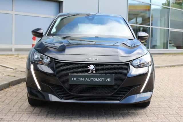 Peugeot e-208 (2023) thumbnail 14