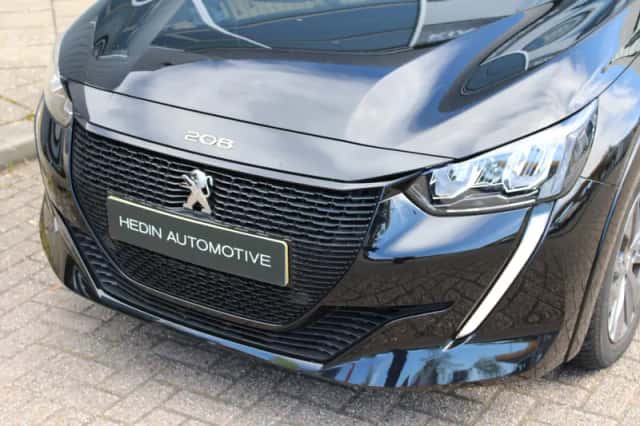 Peugeot e-208 (2023) thumbnail 20