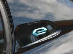 Peugeot e-208 (2023) thumbnail 26