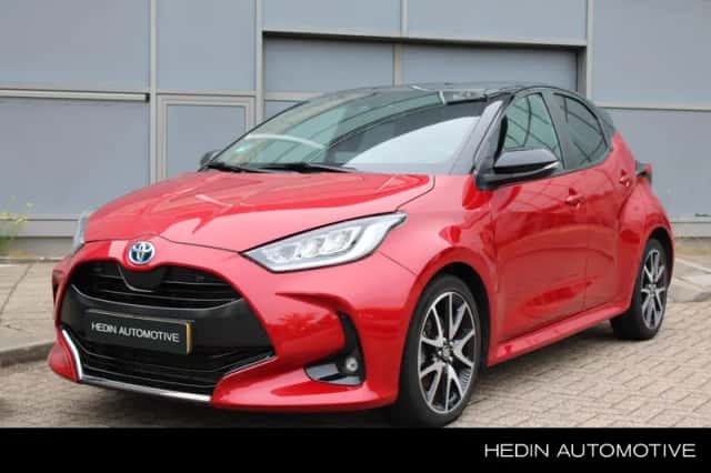 Toyota Yaris (2022) thumbnail 1