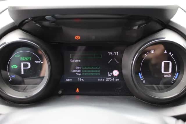 Toyota Yaris (2022) thumbnail 4
