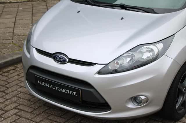Ford Fiesta (2012) thumbnail 19