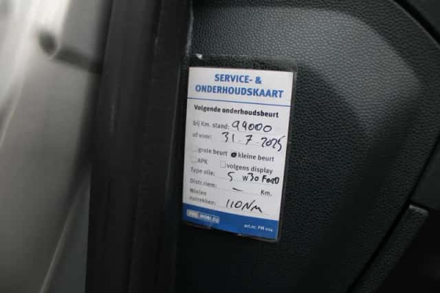 Ford Fiesta (2012) thumbnail 21