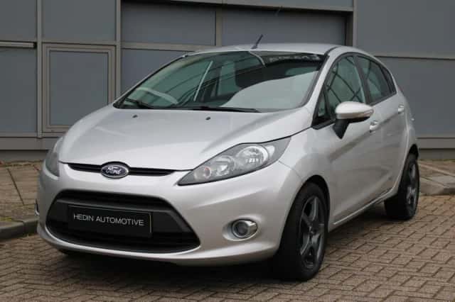 Ford Fiesta (2012) thumbnail 27