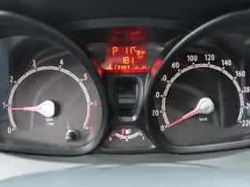 Ford Fiesta (2012) thumbnail 9