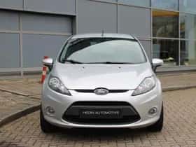Ford Fiesta (2012) thumbnail 10