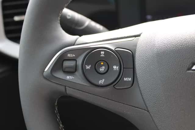 Opel Mokka (2024) thumbnail 17