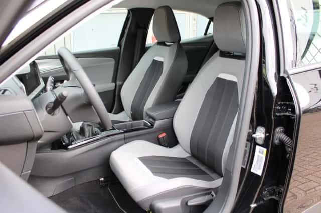 Opel Mokka (2024) thumbnail 4