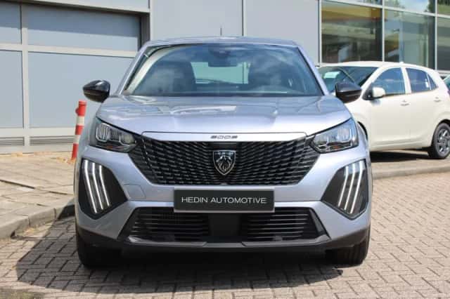 Peugeot 2008 (2025) thumbnail 6