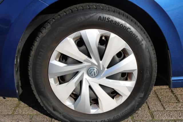 Volkswagen Polo (2019) thumbnail 5