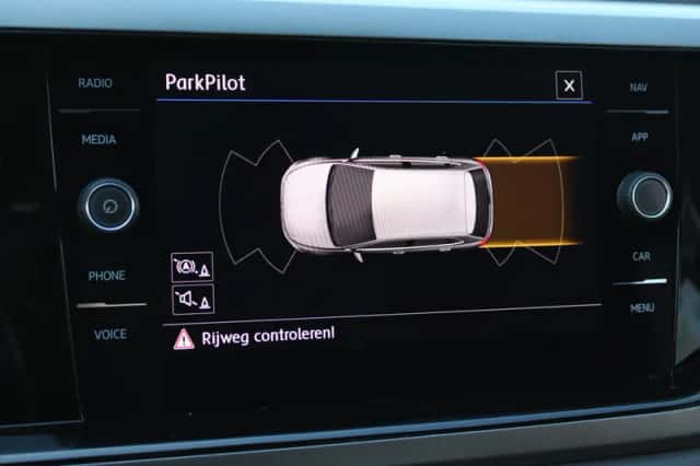Volkswagen Polo (2019) thumbnail 9