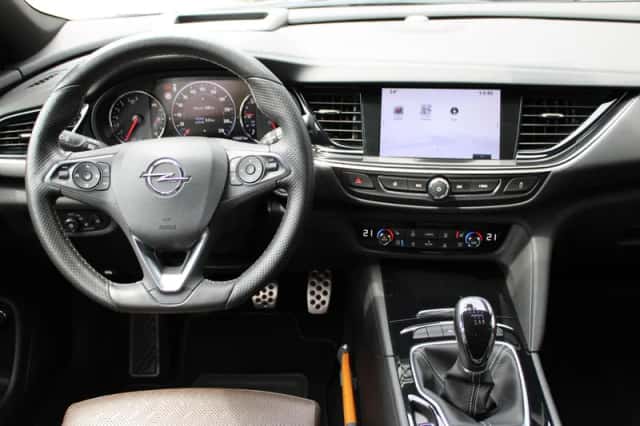 Opel Insignia (2017) thumbnail 3