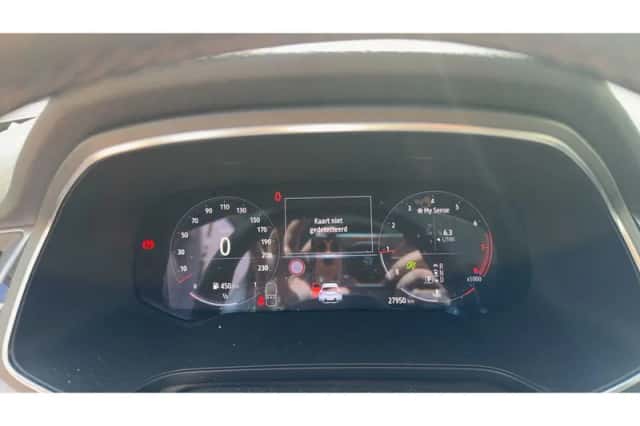 Renault Captur (2021) thumbnail 8