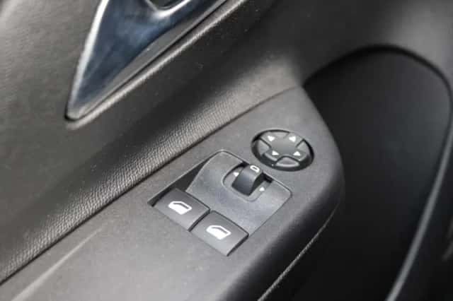 Opel Corsa (2020) thumbnail 11