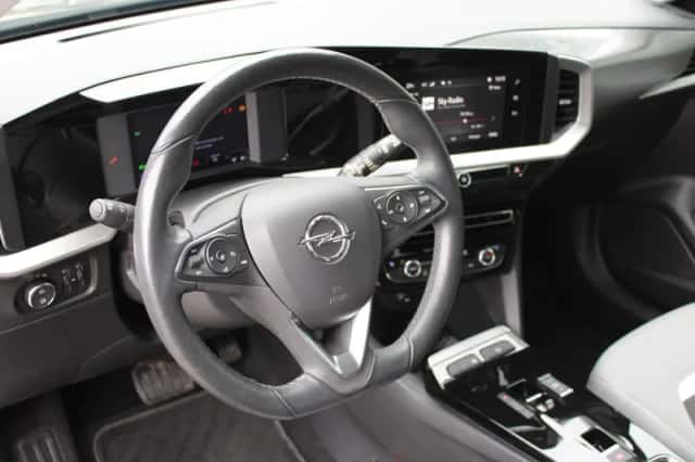 Opel Mokka-e (2022) thumbnail 3