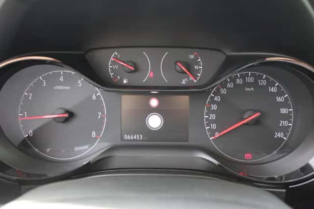 Opel Corsa (2022) thumbnail 4