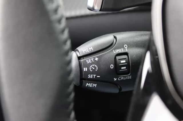 Peugeot 208 (2025) thumbnail 4