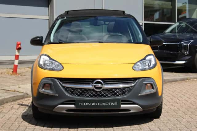 Opel Adam (2016) thumbnail 6