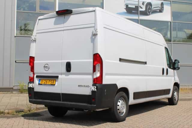 Opel Movano (2024) thumbnail 2