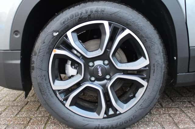Jeep Avenger (2025) thumbnail 6