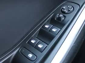 Opel Grandland (2022) thumbnail 18