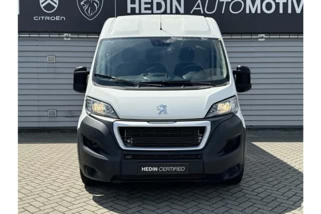 Peugeot E-Boxer (2021) thumbnail 3