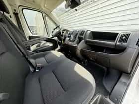Peugeot E-Boxer (2021) thumbnail 9