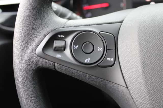 Opel Corsa (2022) thumbnail 17