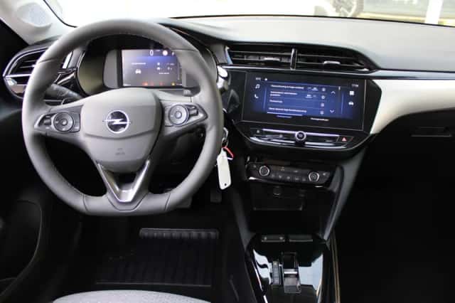 Opel Corsa (2025) thumbnail 3